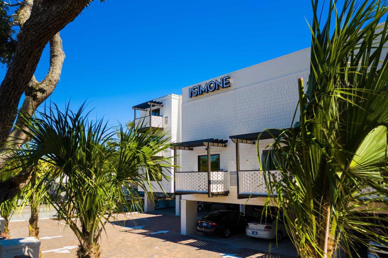 Hotel Simone (Adults Only) St. Simons Island Buitenkant foto